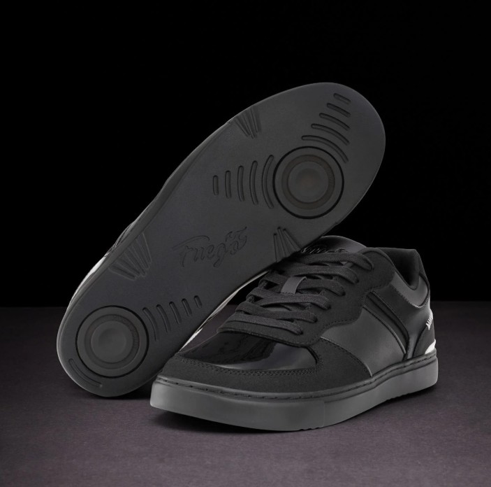 Fuego Low Top Derek Hough
